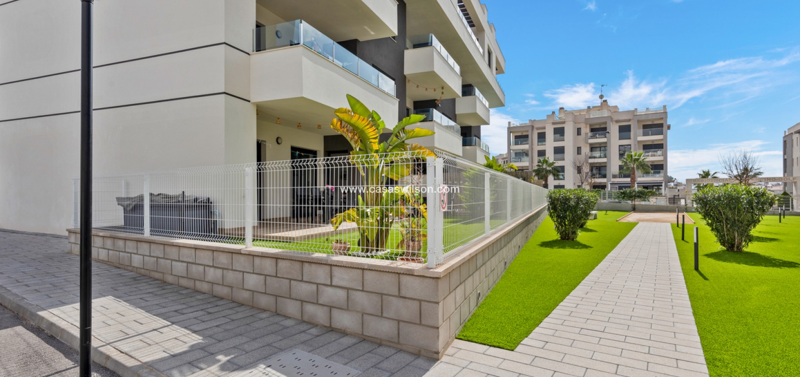 Sale - Apartment - Villamartin - Costa Blanca