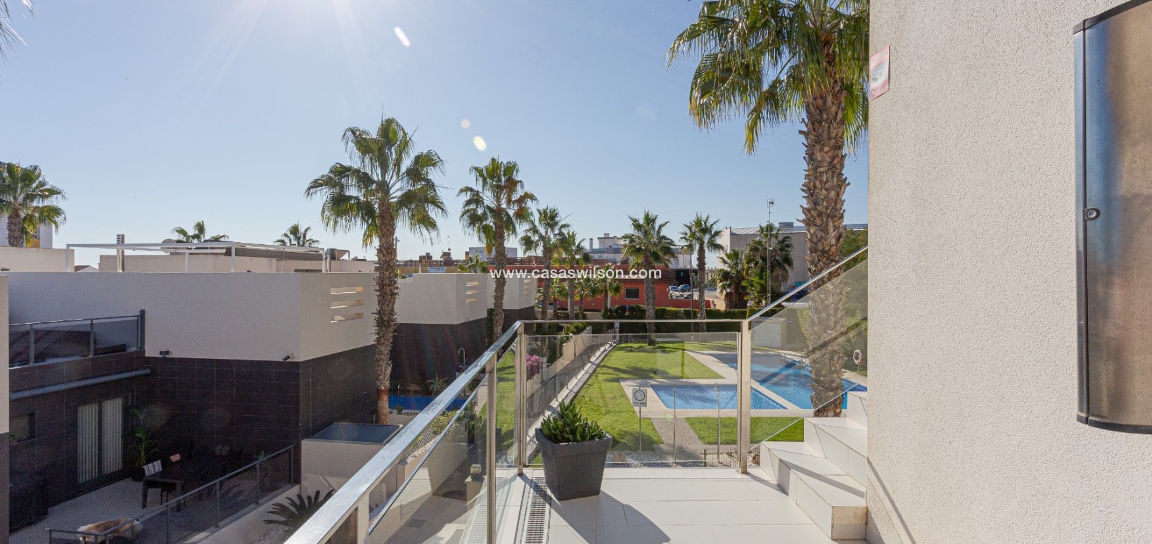 Sale - Apartment - Orihuela Costa - Costa Blanca