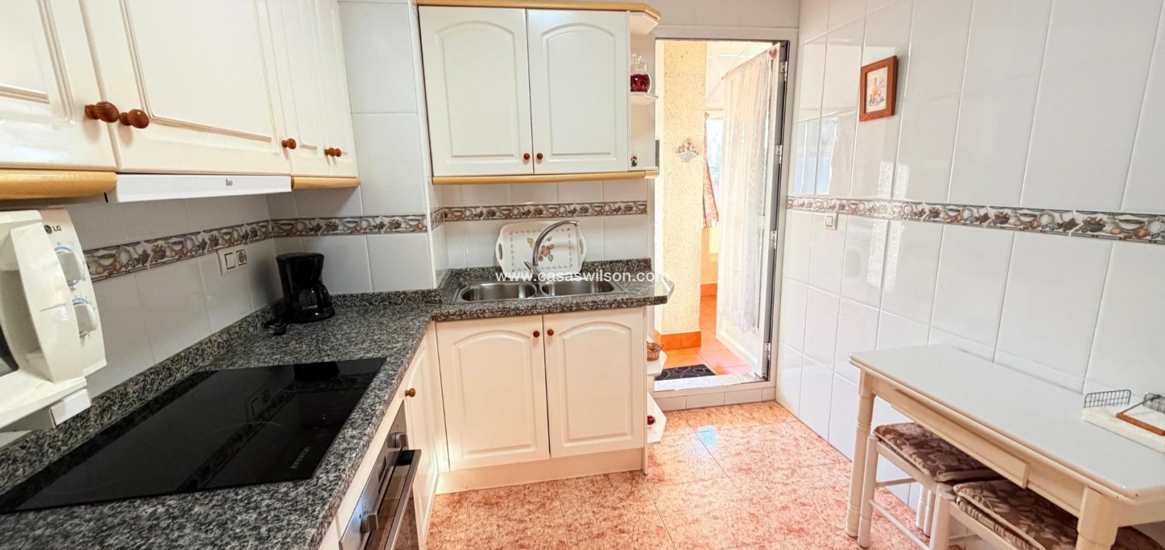 Sale - Apartment - Torrevieja - Acequion