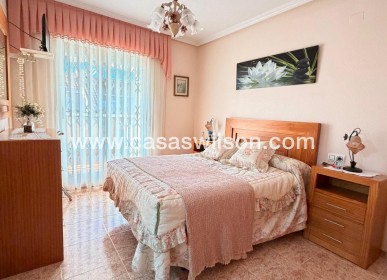 Sale - Apartment - Torrevieja - Acequion