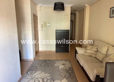 Sale - Apartment - Torrevieja - Centro