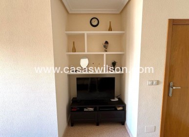 Sale - Apartment - Torrevieja - Centro