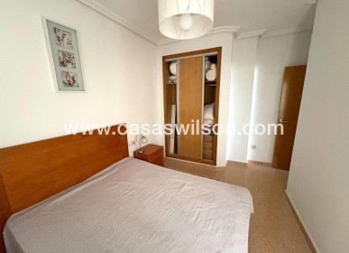 Sale - Apartment - Torrevieja - Centro