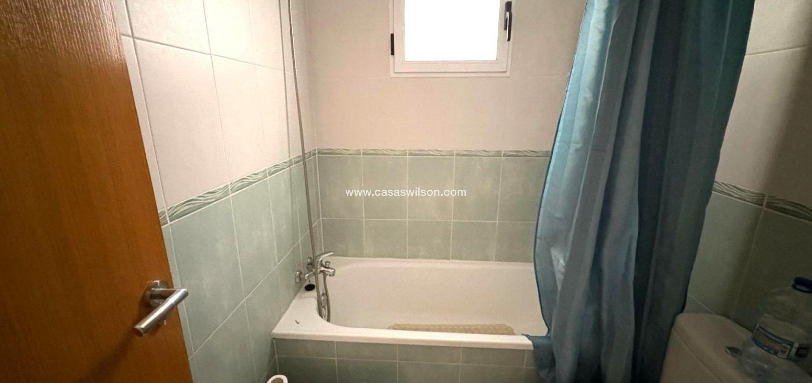 Sale - Apartment - Torrevieja - Centro