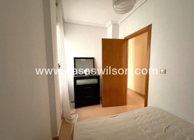 Sale - Apartment - Torrevieja - Centro