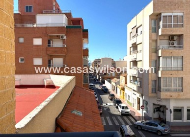Sale - Apartment - Torrevieja - Centro