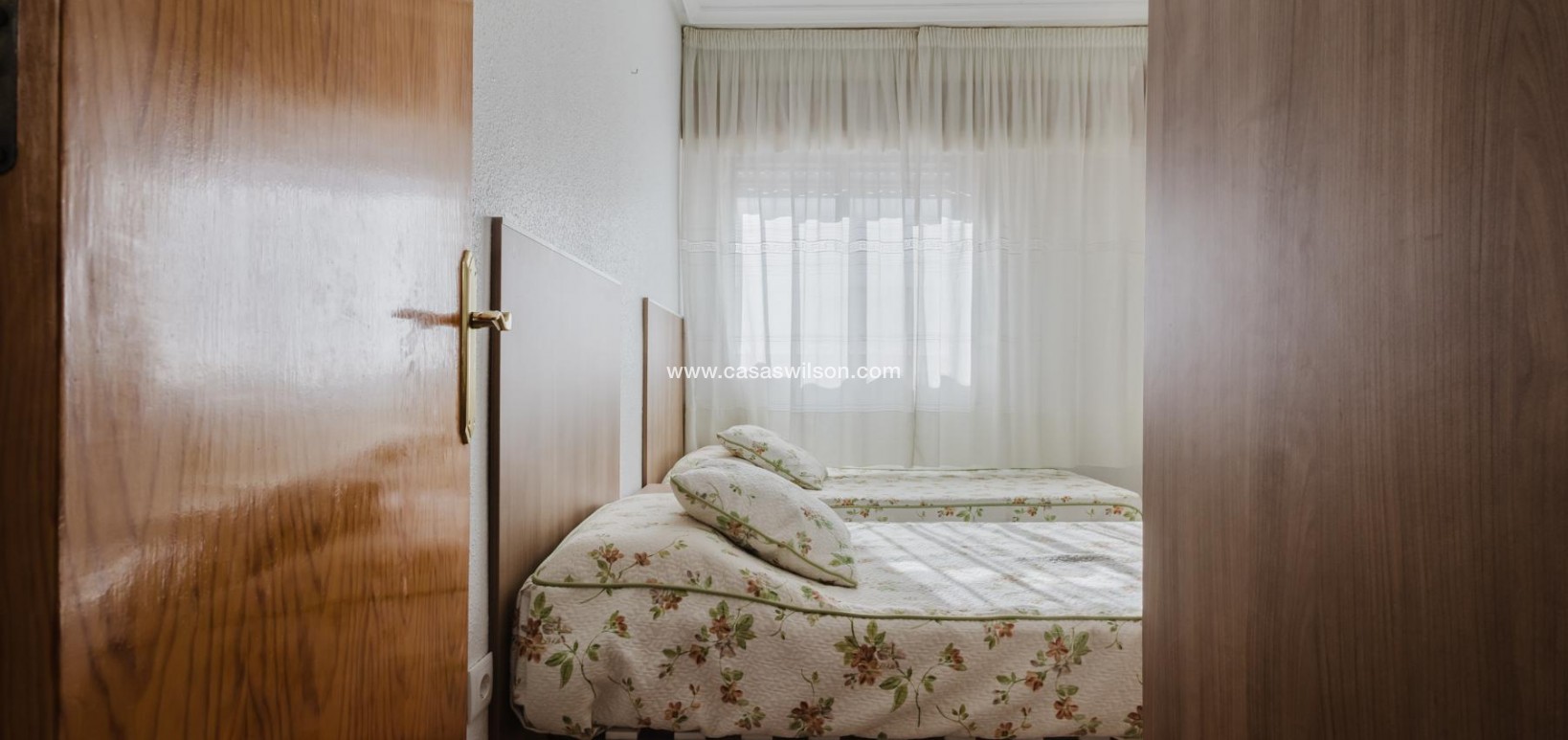 Sale - Apartment - Torrevieja - Costa Blanca