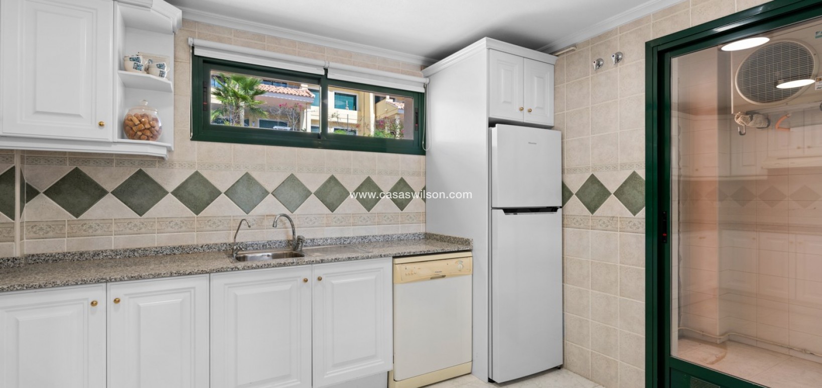 Sale - Apartment - Dehesa de Campoamor - Costa Blanca