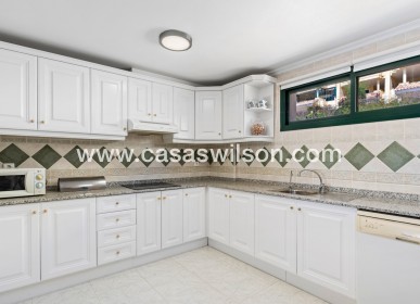 Sale - Apartment - Dehesa de Campoamor - Costa Blanca