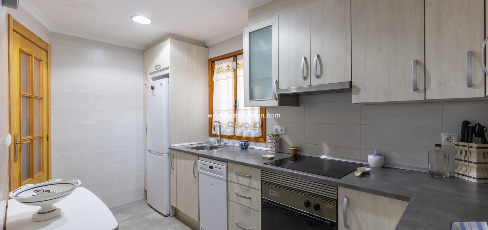 Sale - Villa - Torrevieja - Costa Blanca