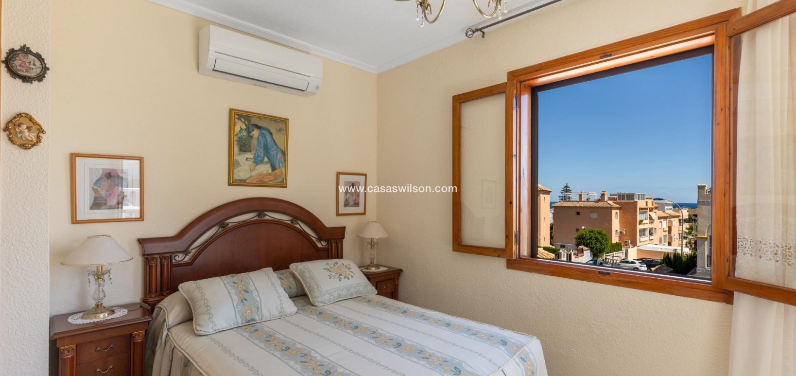 Sale - Villa - Torrevieja - Costa Blanca