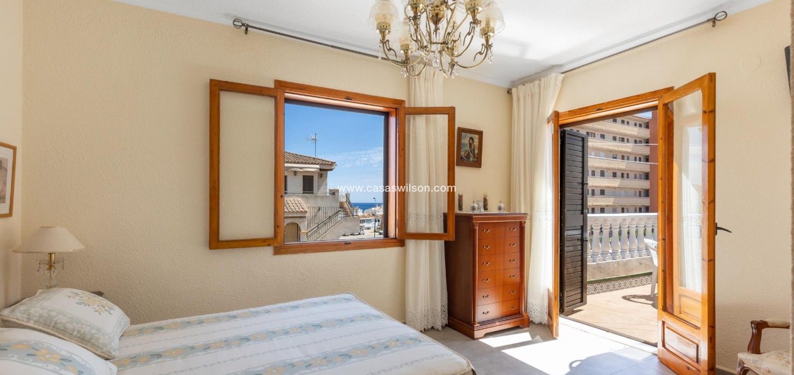 Sale - Villa - Torrevieja - Costa Blanca