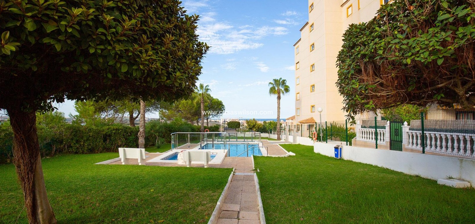 Sale - Apartment - Torrevieja - Costa Blanca