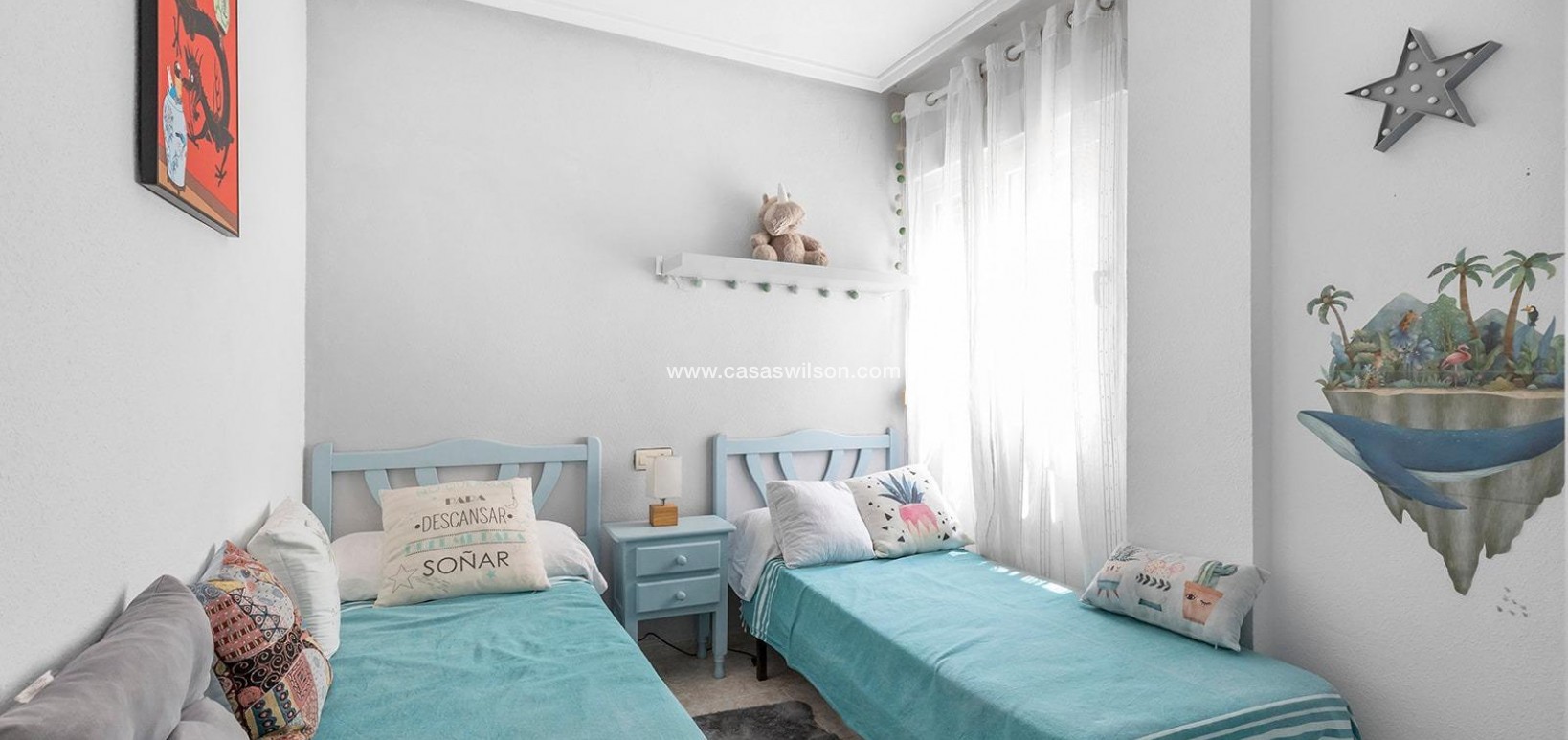 Sale - Bungalow - Torrevieja - Costa Blanca