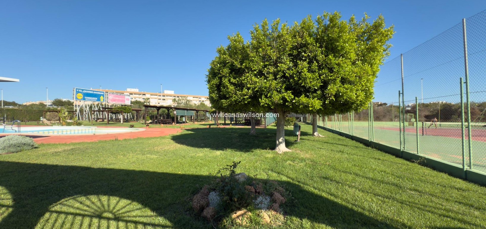 Sale - Bungalow - Torrevieja - Costa Blanca