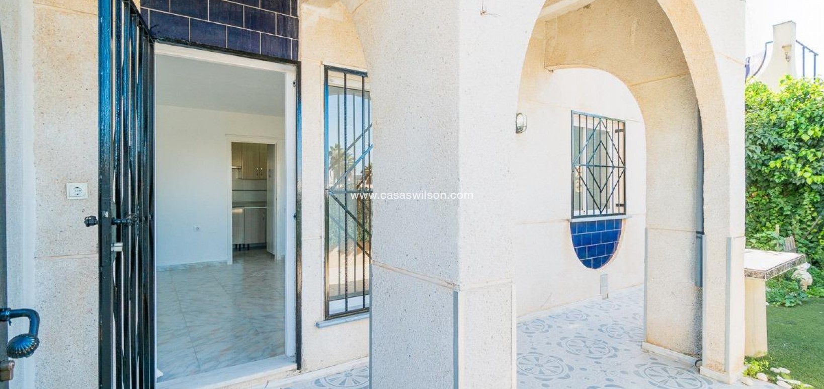 Sale - Townhouse - Torrevieja - Costa Blanca