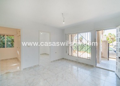 Sale - Townhouse - Torrevieja - Costa Blanca