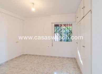 Sale - Townhouse - Torrevieja - Costa Blanca