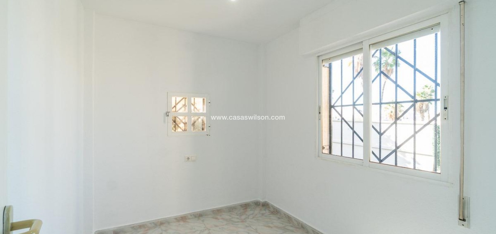 Sale - Townhouse - Torrevieja - Costa Blanca