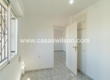 Sale - Townhouse - Torrevieja - Costa Blanca