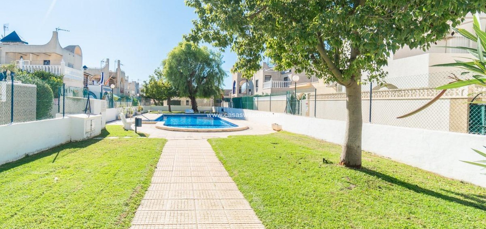 Sale - Townhouse - Torrevieja - Costa Blanca
