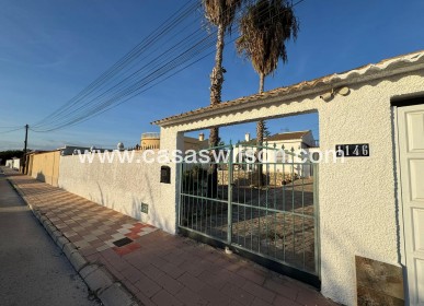 Sale - Villa - Torrevieja - Costa Blanca