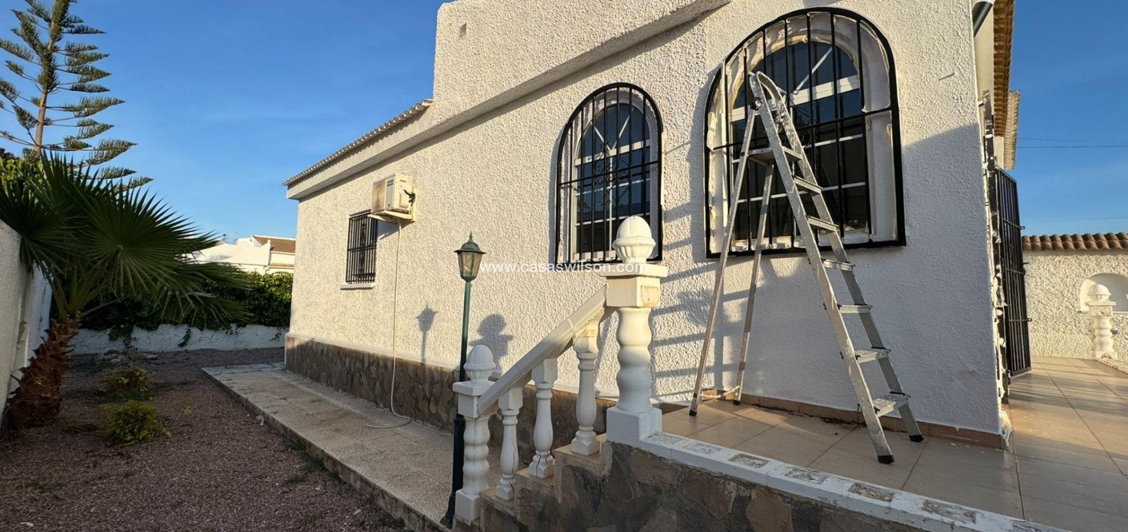 Sale - Villa - Torrevieja - Costa Blanca