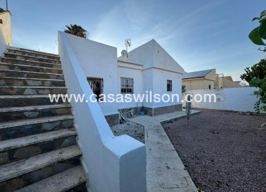 Sale - Villa - Torrevieja - Costa Blanca