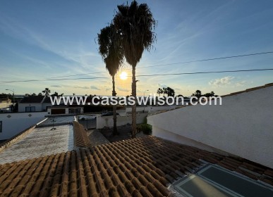 Sale - Villa - Torrevieja - Costa Blanca