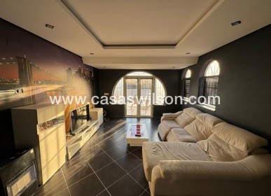 Sale - Villa - Torrevieja - Costa Blanca