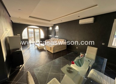 Sale - Villa - Torrevieja - Costa Blanca