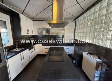 Sale - Villa - Torrevieja - Costa Blanca