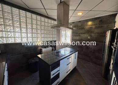 Sale - Villa - Torrevieja - Costa Blanca