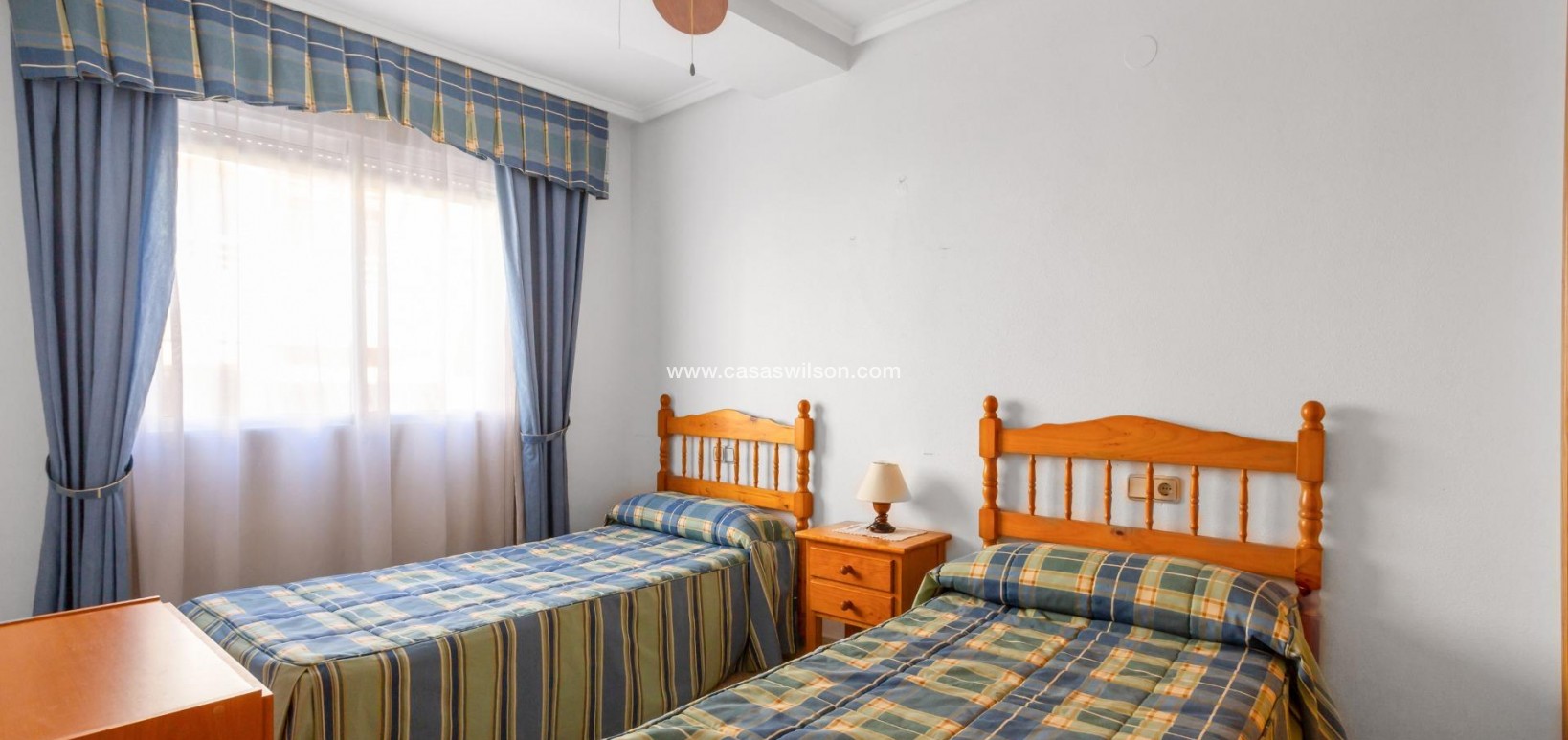 Sale - Apartment - Torrevieja - Costa Blanca