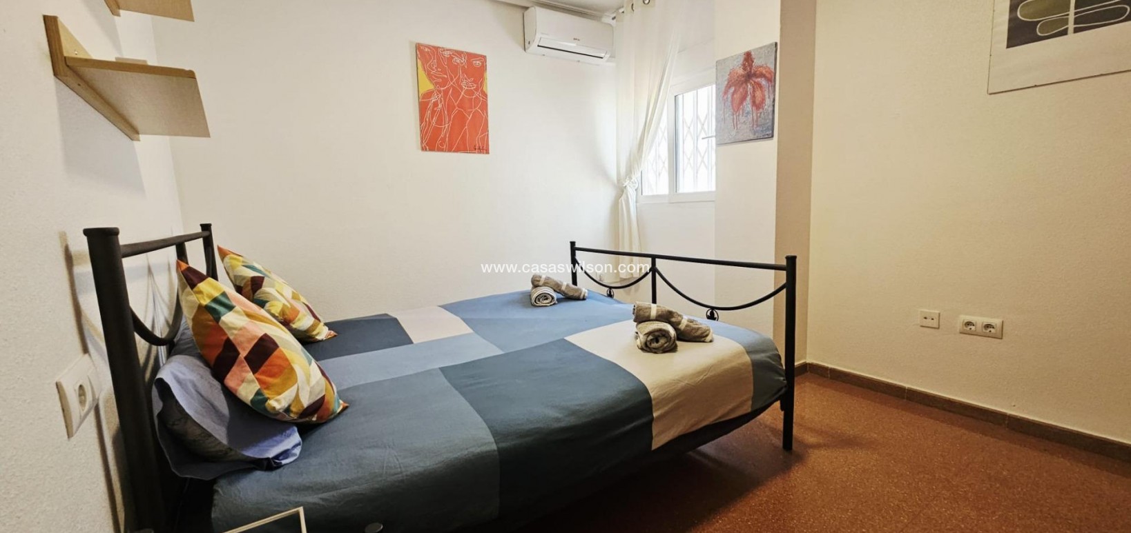 Sale - Apartment - Torrevieja - Estacion De Autobuses