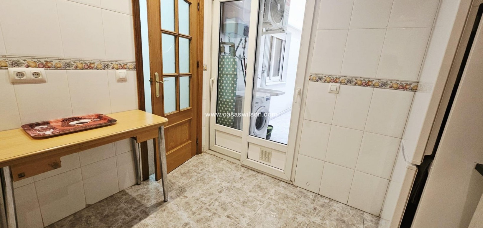 Sale - Apartment - Torrevieja - Estacion De Autobuses