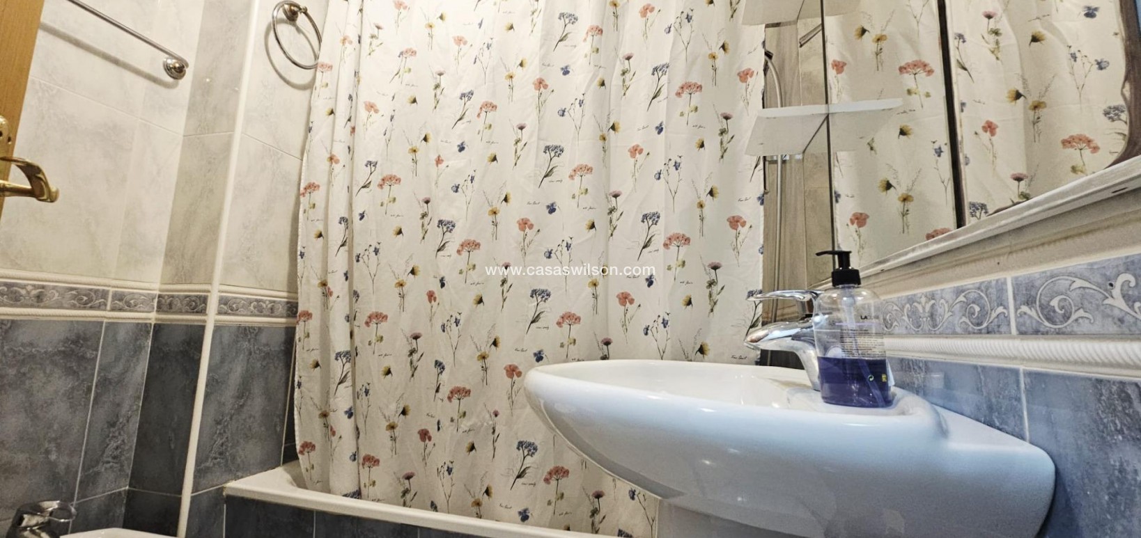 Sale - Apartment - Torrevieja - Estacion De Autobuses