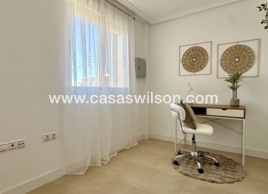 Sale - Appartement - Torrevieja - Costa Blanca