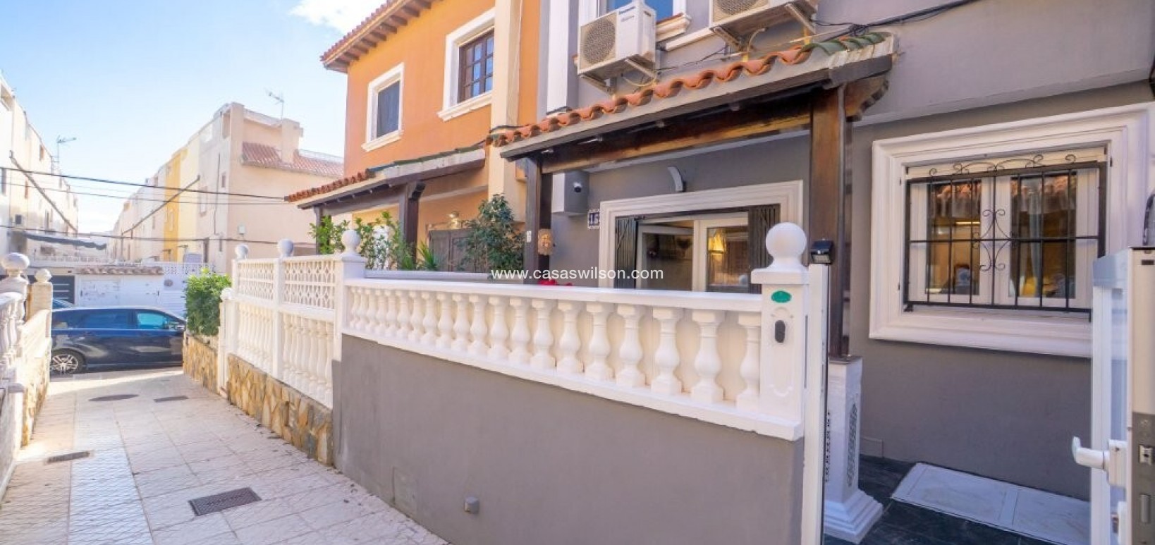 Sale - Townhouse - Torrevieja - 