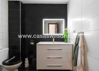 Sale - Townhouse - Torrevieja - 