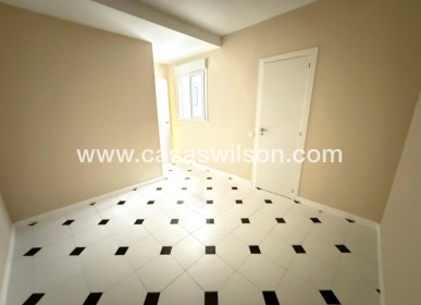 Sale - Apartment - Torrevieja - Centro