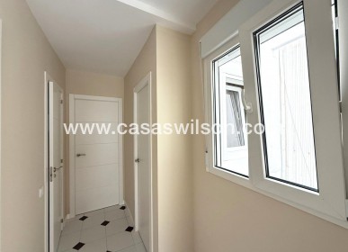 Sale - Apartment - Torrevieja - Centro