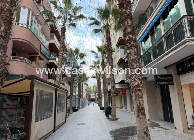 Sale - Apartment - Torrevieja - Centro