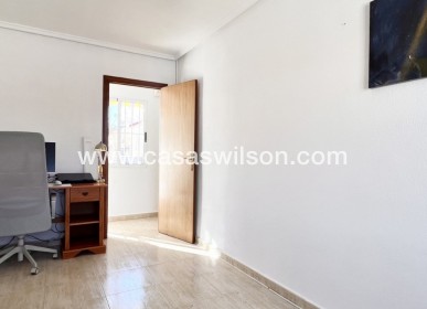 Sale - Townhouse - Torrevieja - Costa Blanca