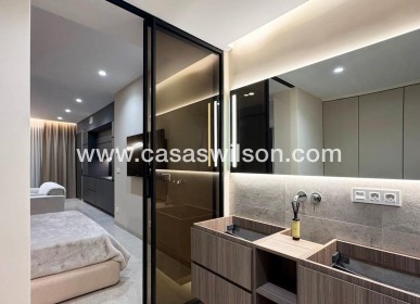 Venta - Apartamento - Torrevieja - Playa de los Locos