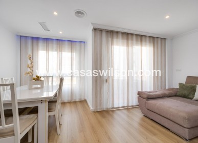 Sale - Apartment - Torrevieja - Centro