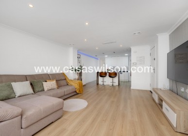 Sale - Apartment - Torrevieja - Centro