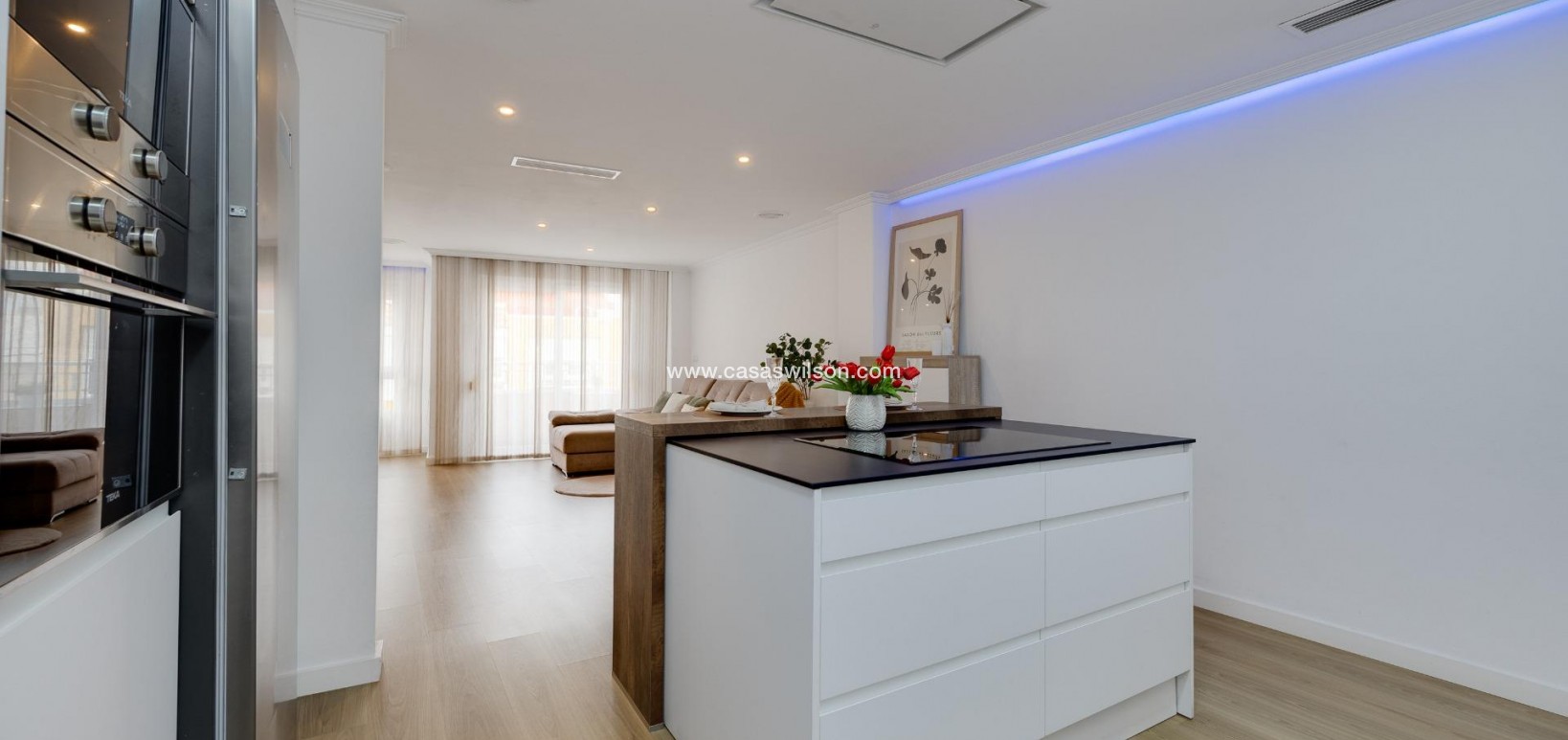 Sale - Apartment - Torrevieja - Centro