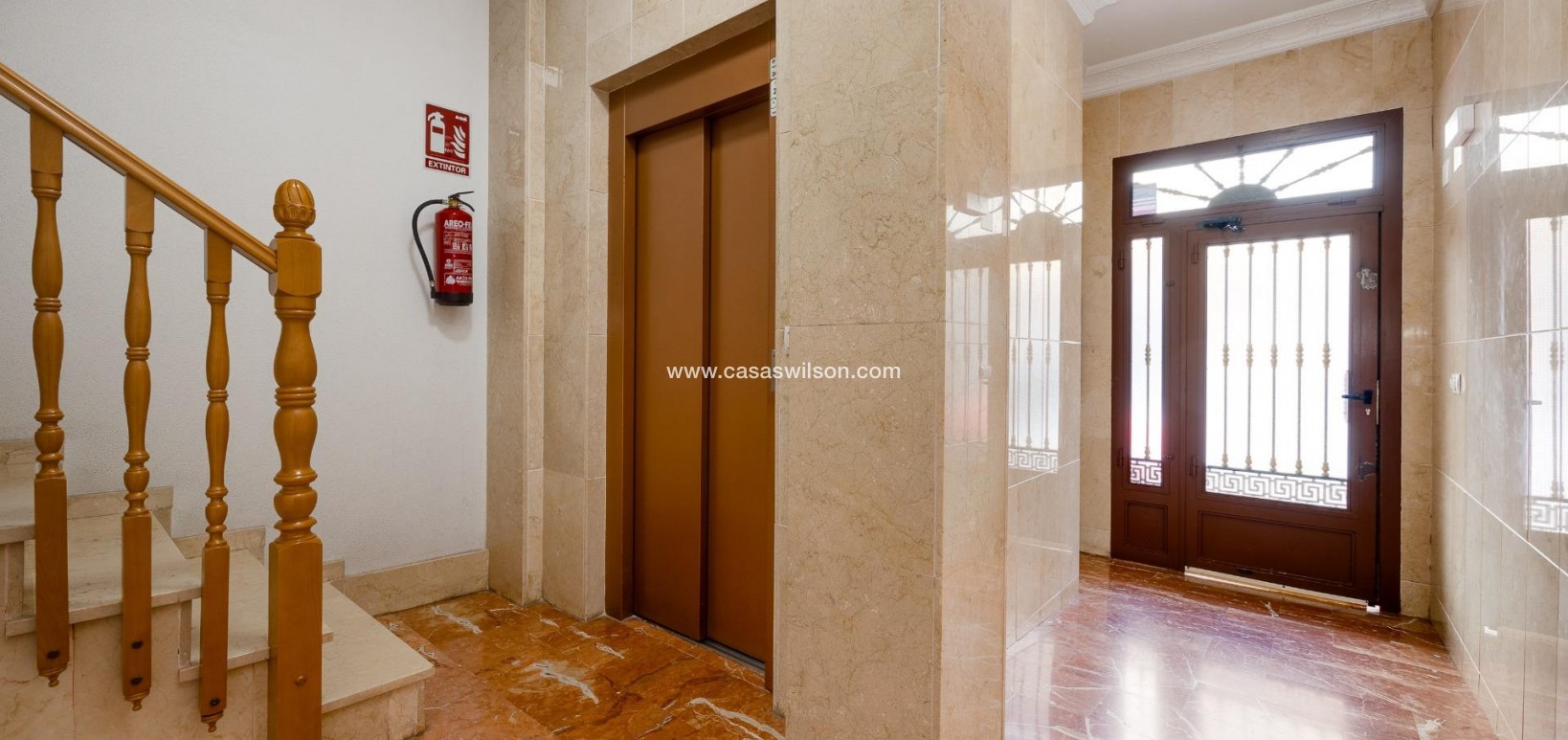 Sale - Apartment - Torrevieja - Centro