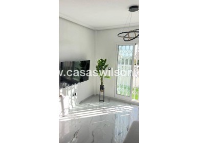 Sale - Appartement - Orihuela Costa - Cabo roig - La Zenia